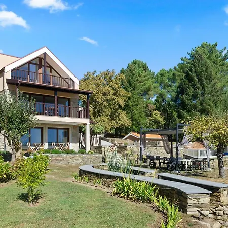 Terra Nossa Com Piscina Aquecida * Vila Real