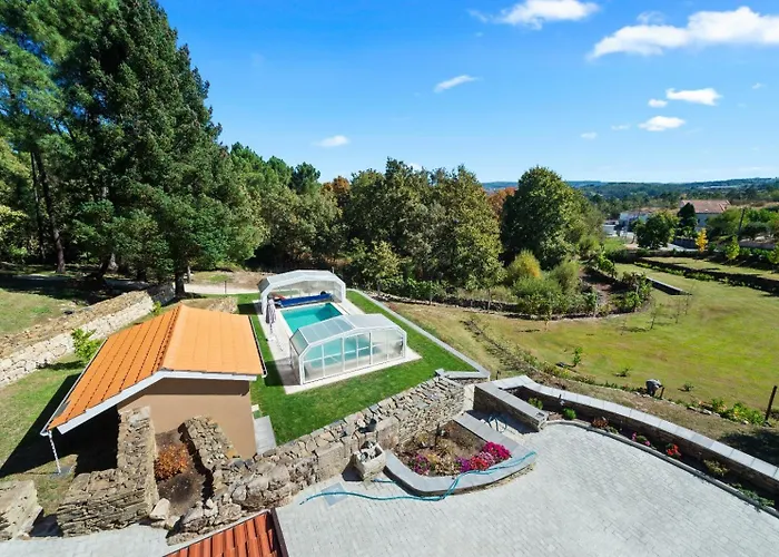 Terra Nossa Com Piscina Aquecida * 维拉·雷阿尔